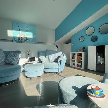 Holiday home Lieutenant Anger - Agreable Maison A 2 Pas Du Quai *